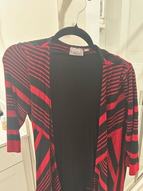 Gala Vivante Women's Red & Black Striped Open Cardigan top